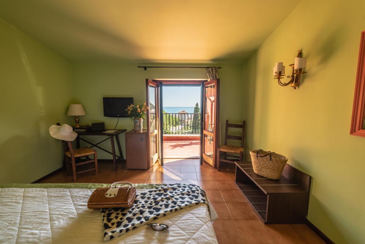 Hotel Villa Sirina Taormina Exterior photo